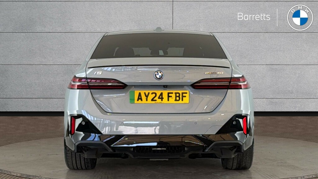 BMW i5 40 83.9Kwh M Sport Saloon Edrive Black #15