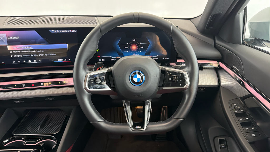 BMW i5 40 83.9Kwh M Sport Pro Saloon Ed Grey #5
