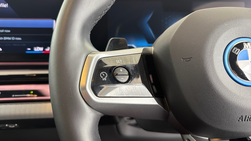 BMW i5 40 83.9Kwh M Sport Saloon Edrive Black #17