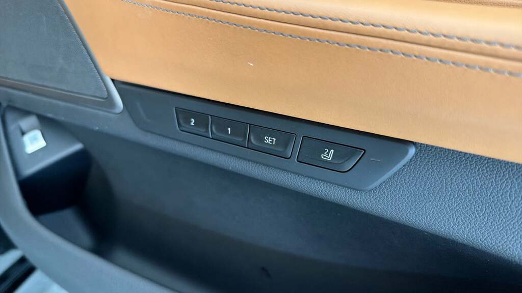 BMW 7 Series 3.0 Mht M Sport Xdrive Euro 6 Ss Grey #48