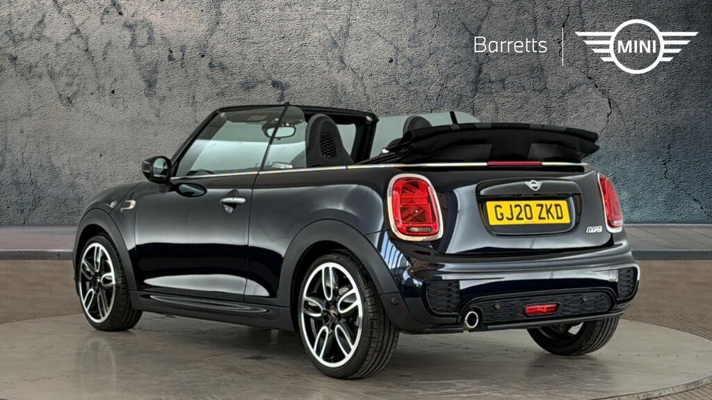 Mini Convertible 1.5 Cooper Sport Convertible Steptronic Black #2