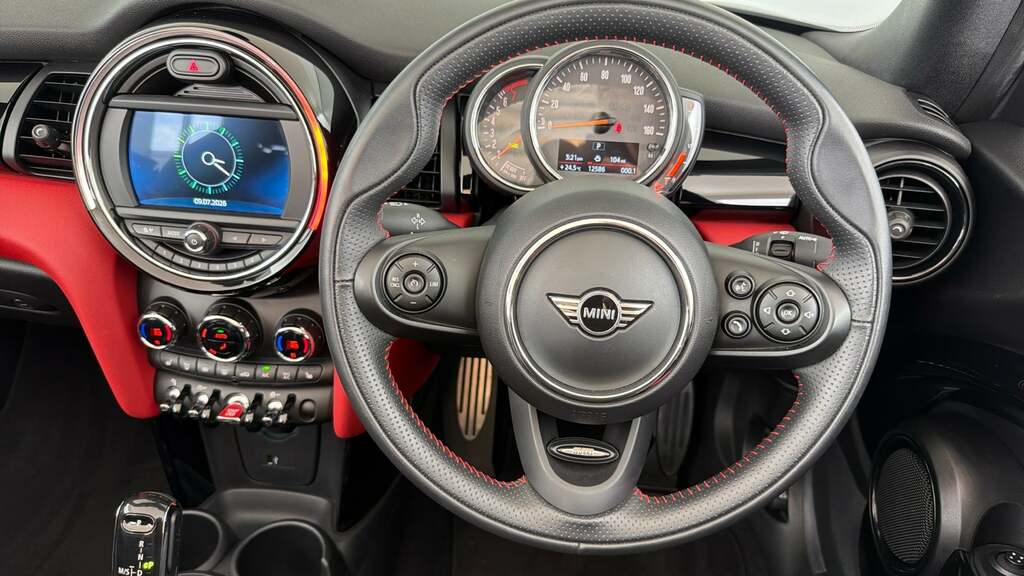 Mini Convertible 1.5 Cooper Sport Convertible Steptronic Black #5