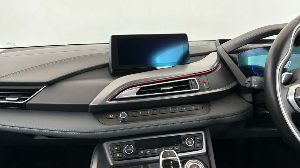BMW i8 2dr Auto Blue #8