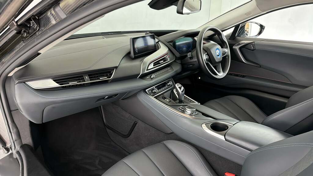 BMW i8 2dr Auto Blue #28