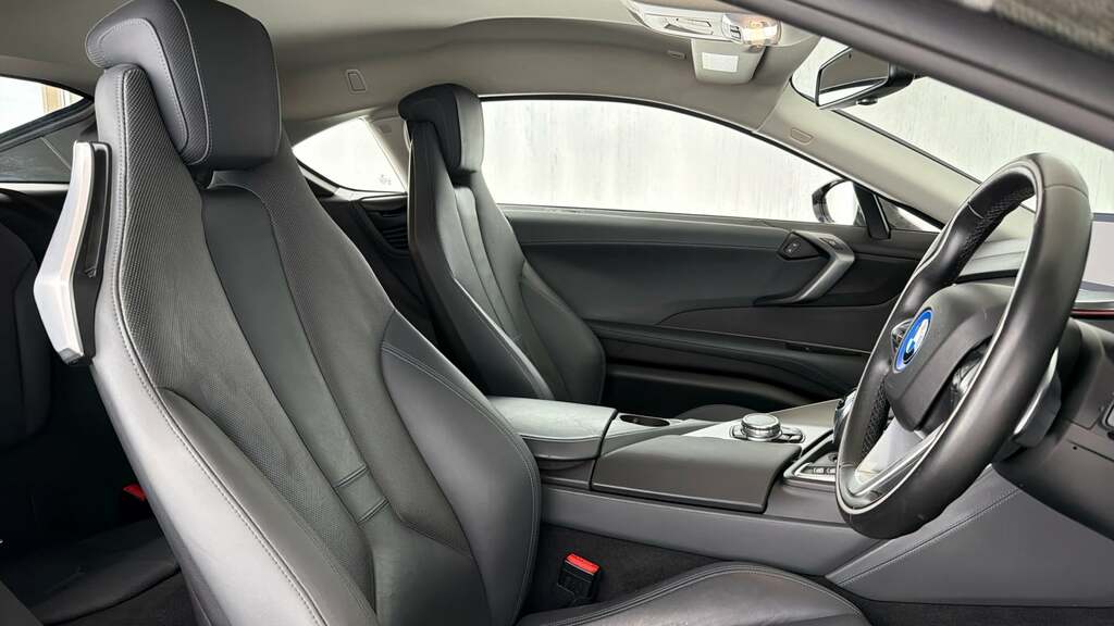 BMW i8 2dr Auto Blue #11