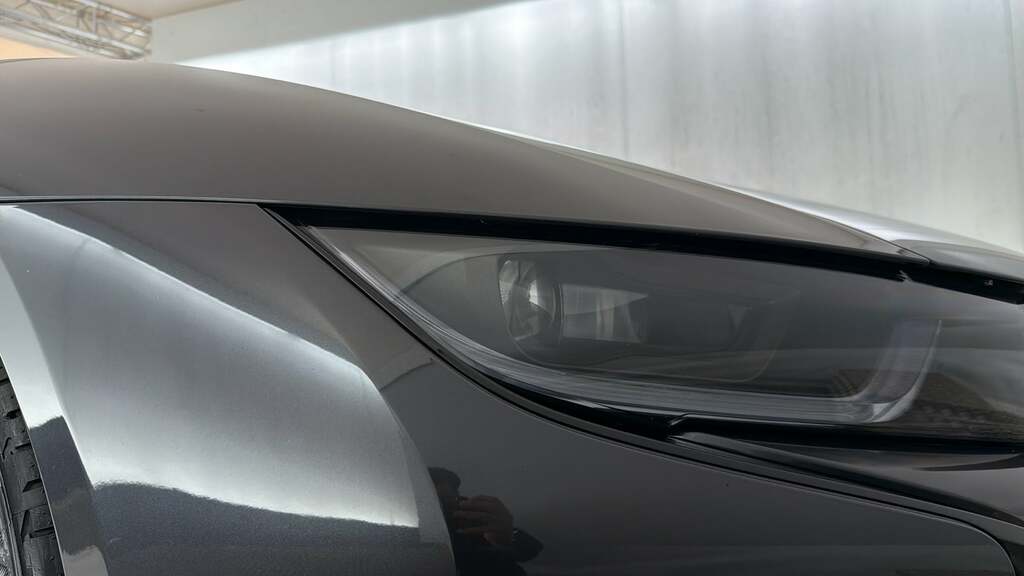 BMW i8 2dr Auto Blue #23