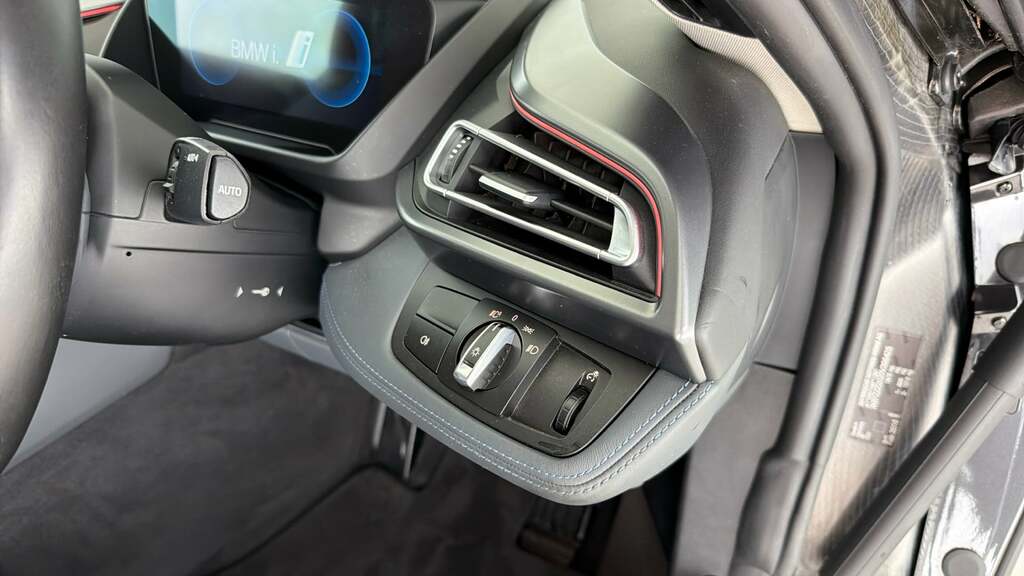 BMW i8 2dr Auto Blue #35