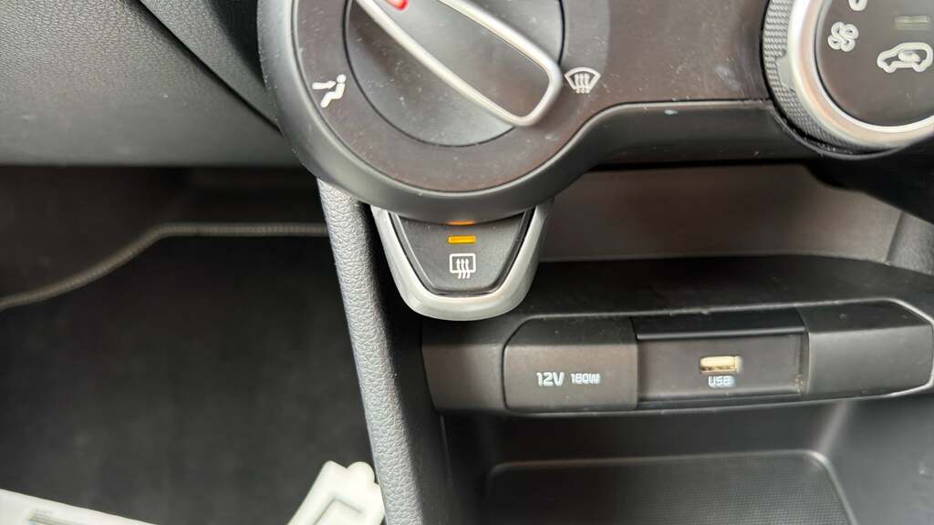 Kia Picanto Hatchback 2 2021 Red #29