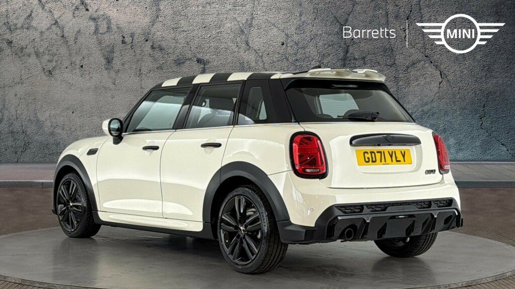 Mini Hatch 1.5 Cooper Sport Hatchback Steptronic E White #2