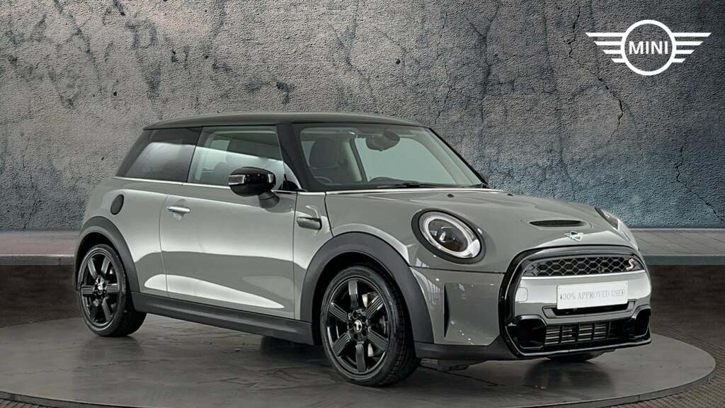 Mini Hatch 1.5 Cooper Exclusive Grey #1