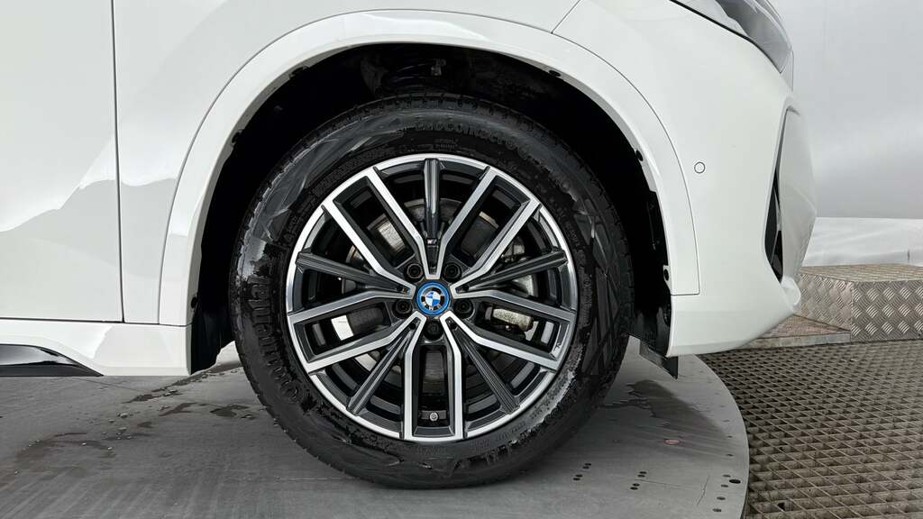 BMW iX1 Suv Black #14