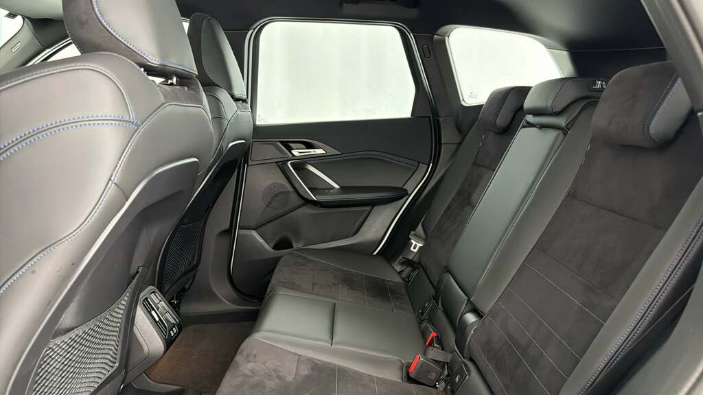 BMW iX1 Suv Black #12
