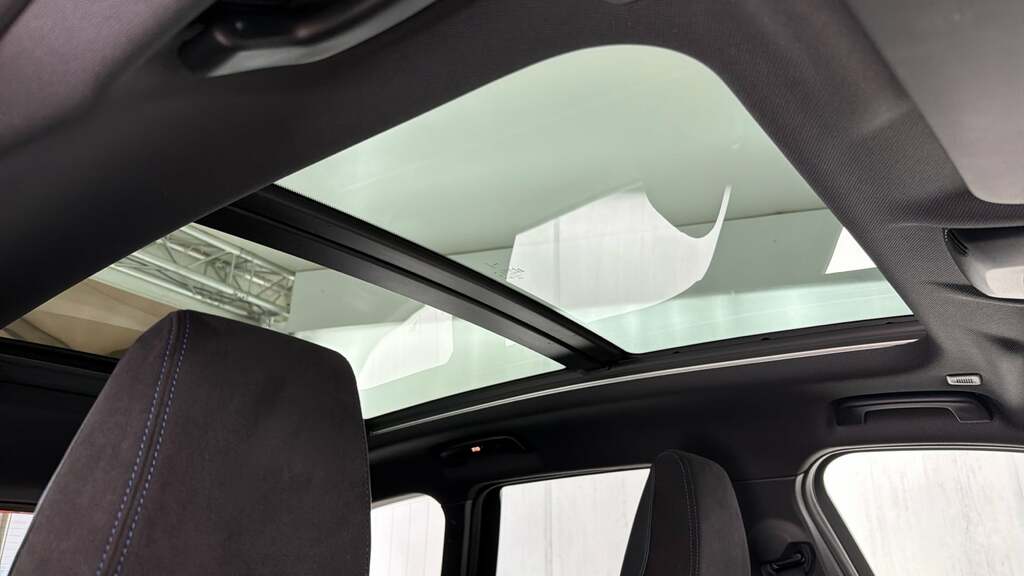BMW iX1 Suv Black #38