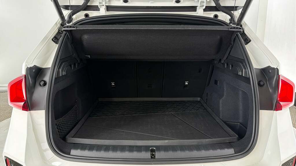 BMW iX1 Suv Black #13