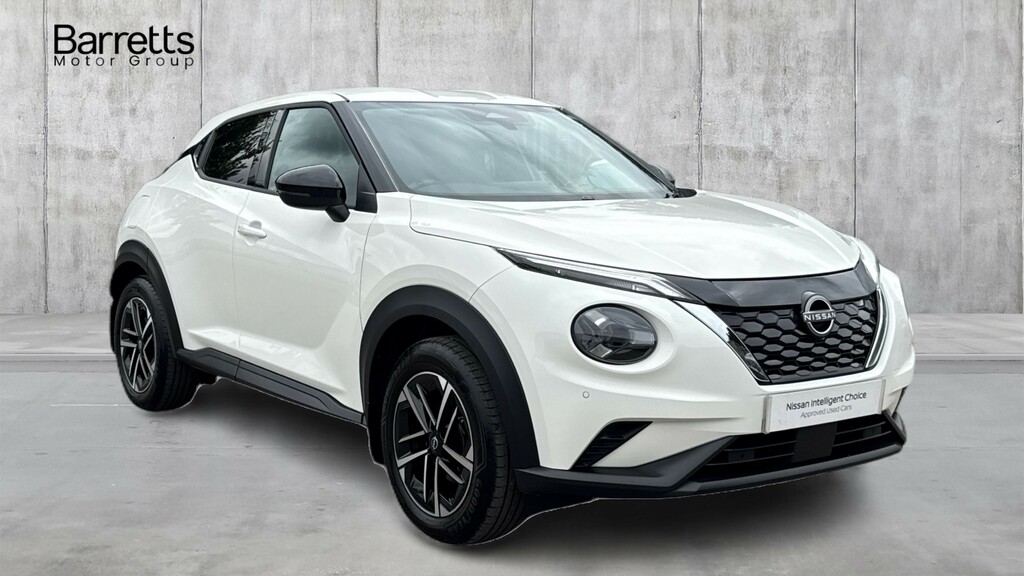 Nissan Juke 1.6 N-connecta Hybrid FV25HBZ White