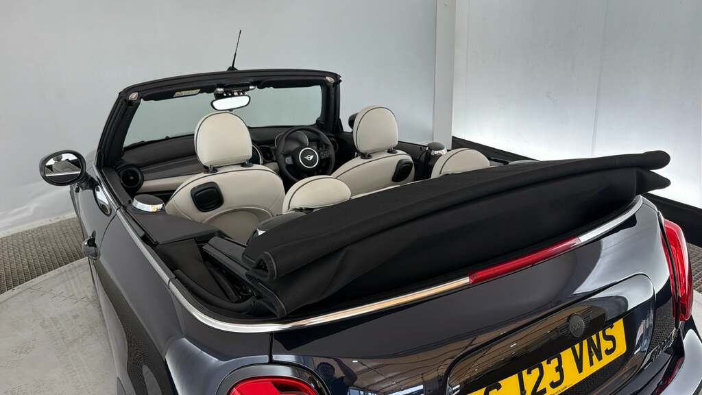 Mini Convertible Cooper Exclusive Convertible Grey #21