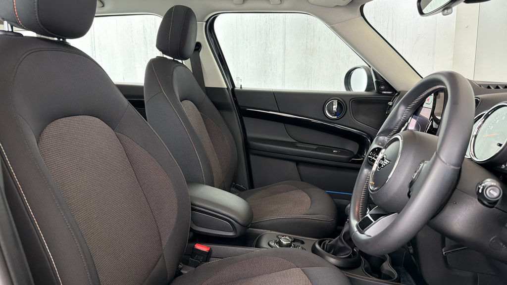 Mini Countryman Suv Black #11