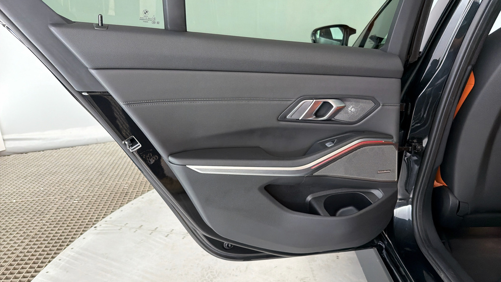 BMW M3 Xdrive Competition M Step Grey #32