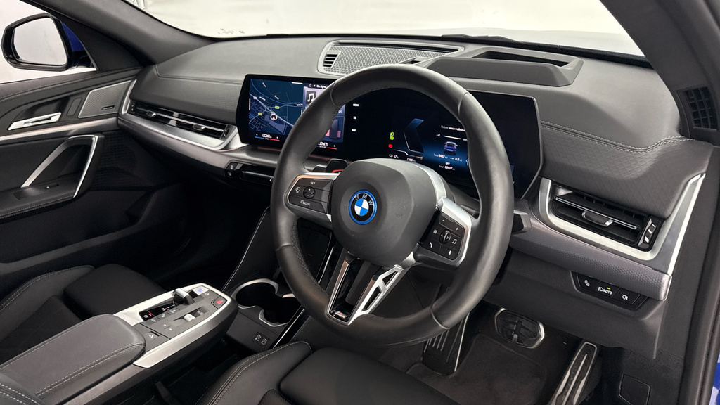 BMW iX2 30 66.5Kwh Shadow Edition Suv Xd Blue #6