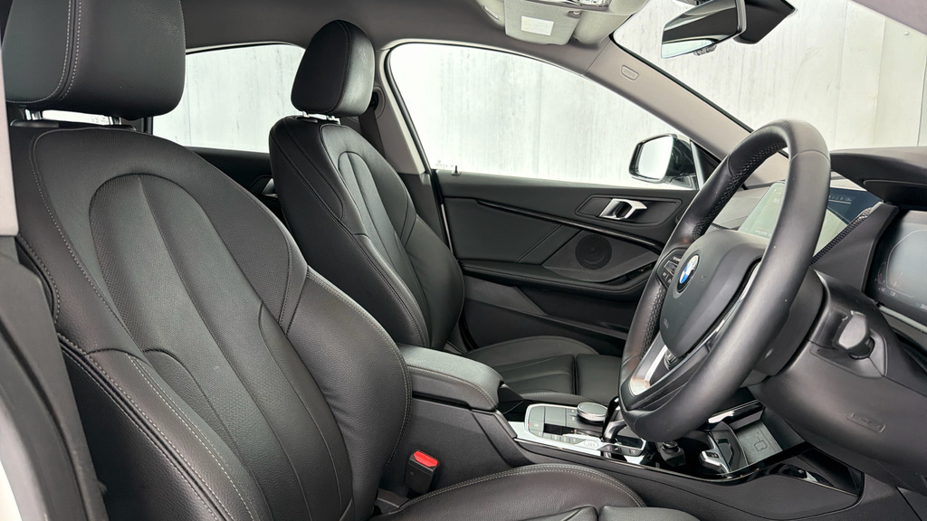 BMW 2 Series 220I Luxury Active Tourer Red #11