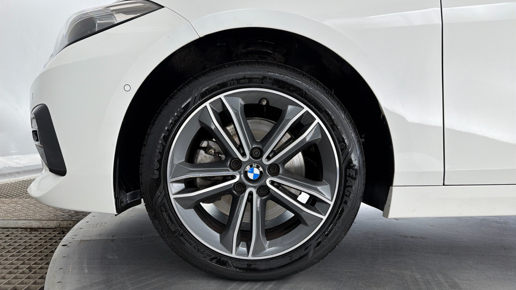 BMW 2 Series 220I Luxury Active Tourer Red #24