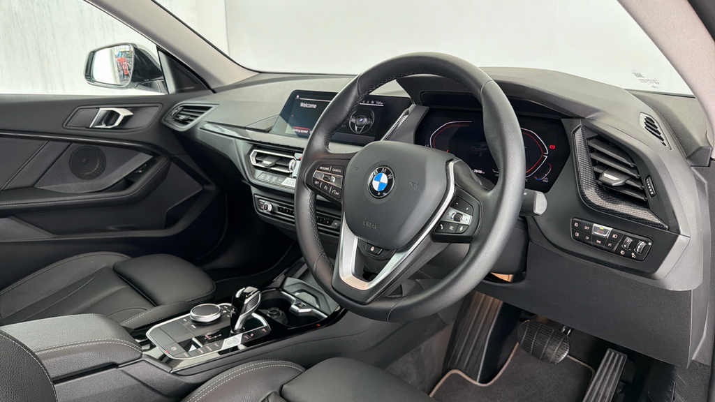 BMW 2 Series 1.5 218I Sport Lcp Saloon Dct Euro 6 White #6