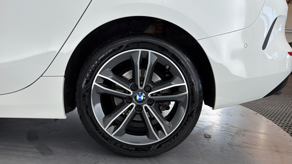 BMW 2 Series 220I Luxury Active Tourer Red #35
