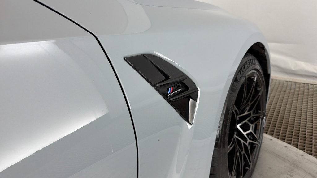BMW M3 M3 Competition Edition M Xdrive Black #24