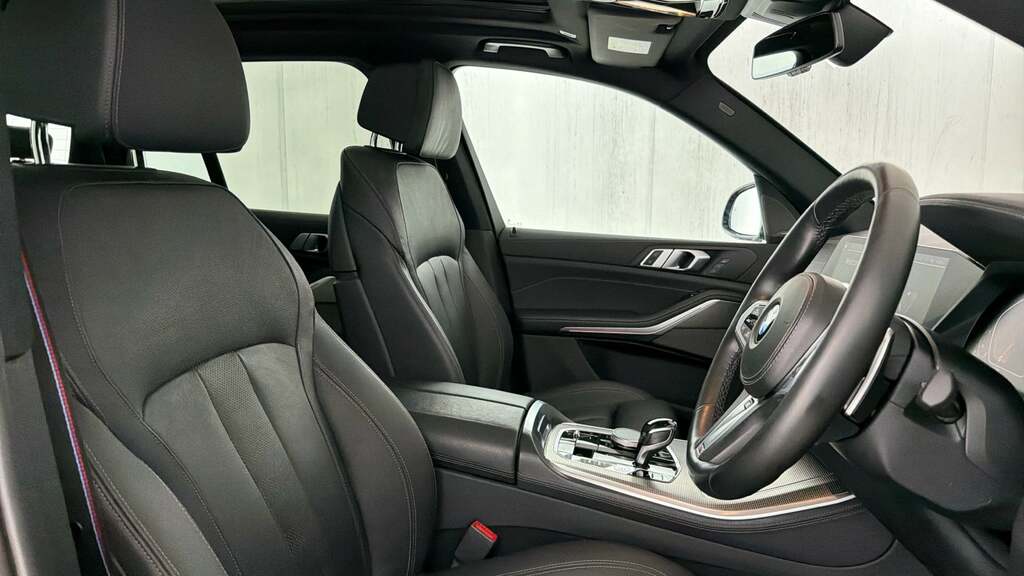 BMW X5 X5 M50i Black #11