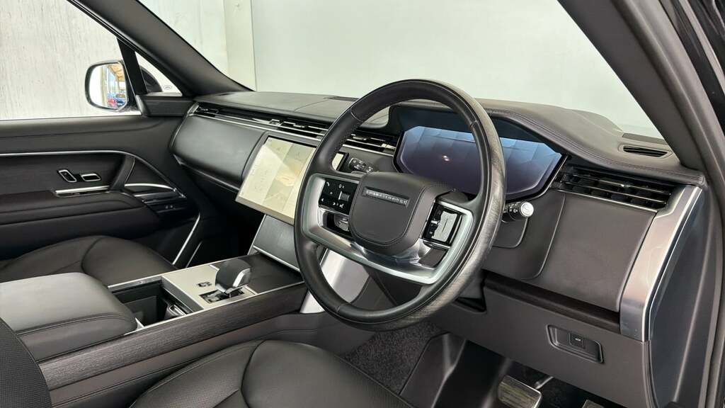 Land Rover Range Rover 3.0 D300 Dynamic Se 2024 Grey #21