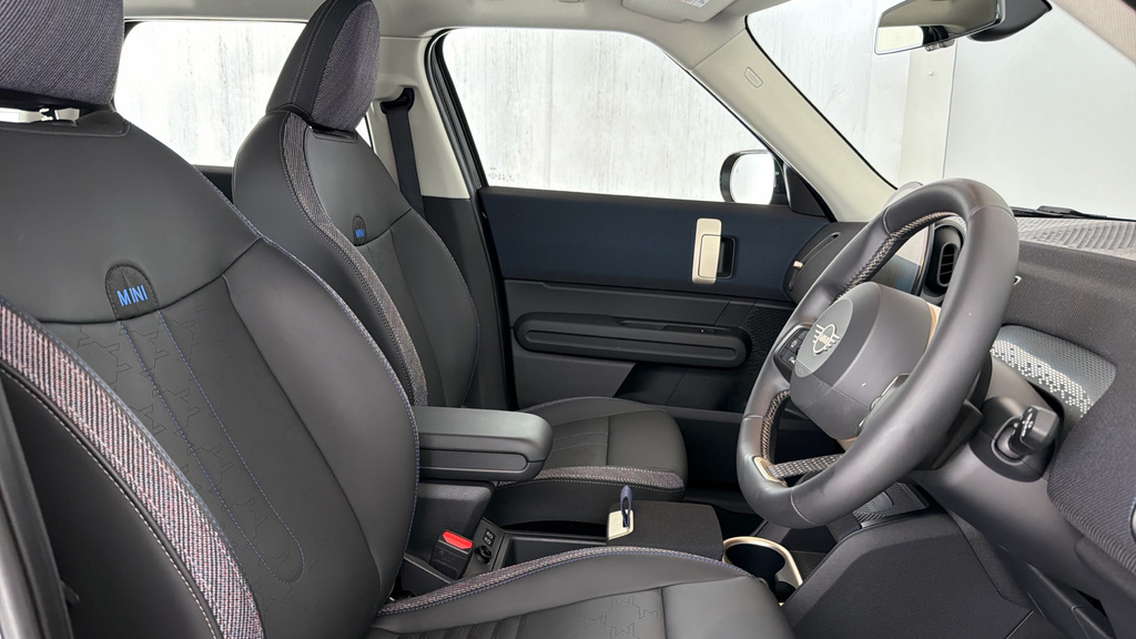 Mini Countryman Suv White #11