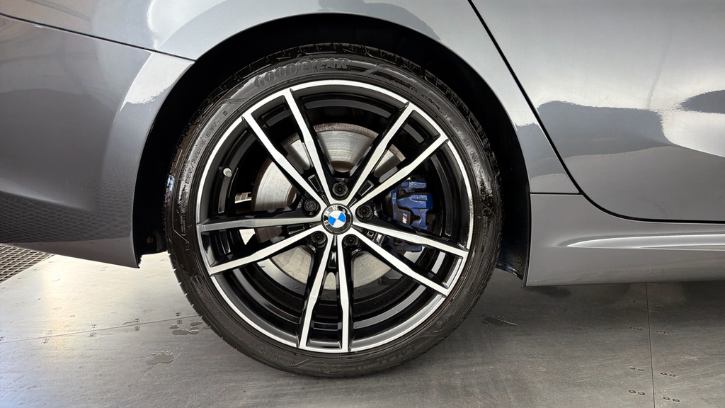 BMW 3 Series 330E M Sport Blue #32