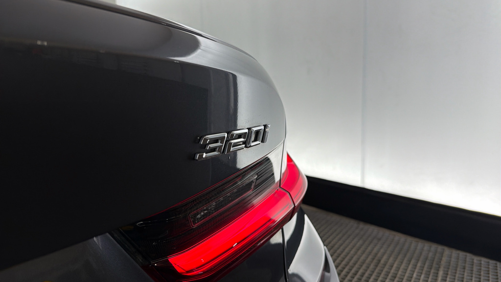 BMW 3 Series 330E M Sport Blue #33