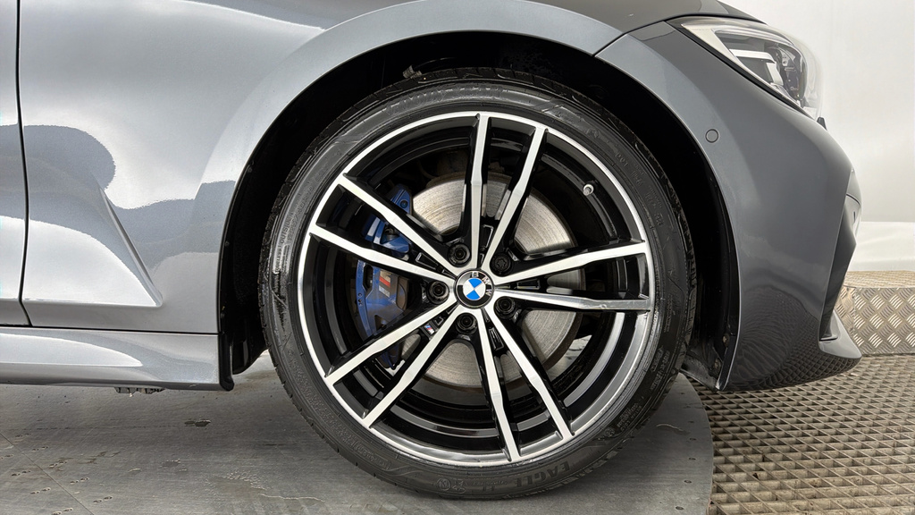BMW 3 Series 330E M Sport Blue #14
