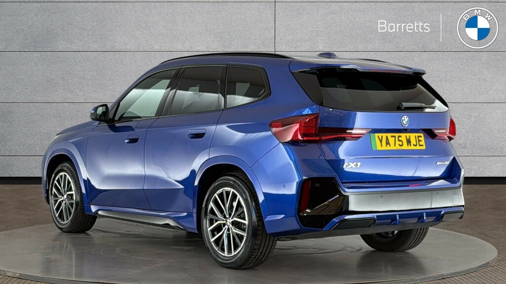 BMW iX1 30 66.5Kwh M Sport Suv Xdrive 1 Blue #2
