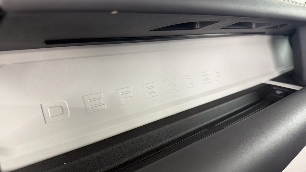 Land Rover Defender 90 X-dynamic Hse 90 Grey #31
