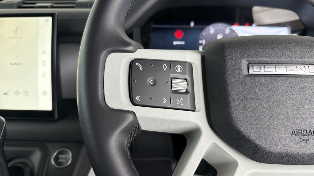 Land Rover Defender 90 X-dynamic Hse 90 Grey #42