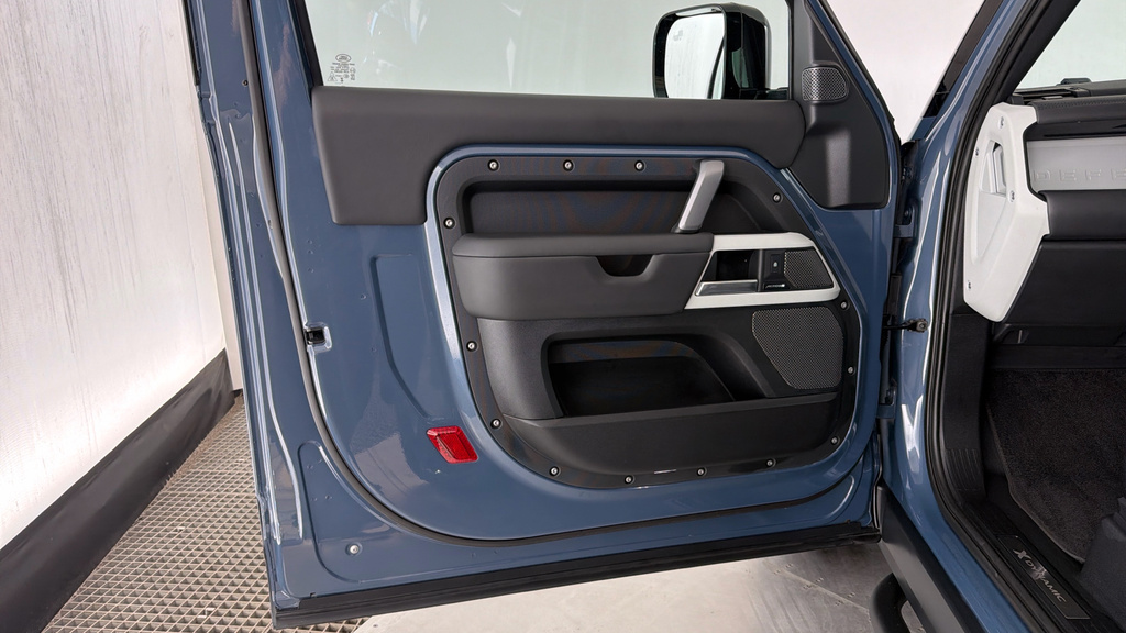 Land Rover Defender 90 X-dynamic Hse 90 Grey #27