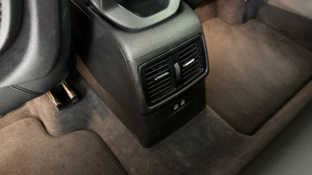 BMW X1 Sdrive 18I Xline Grey #31