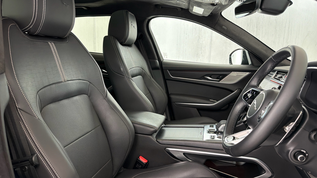 Jaguar F-Pace 3.0 D300 Mhev R-dynamic Hse Black Awd Euro 6 Grey #26