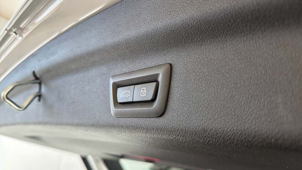 BMW iX1 Ix1 Xdrive30 M Sport Blue #32