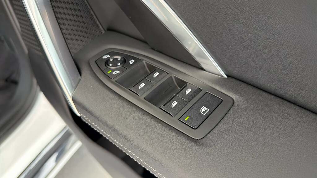 BMW iX1 Ix1 Xdrive30 M Sport Blue #36