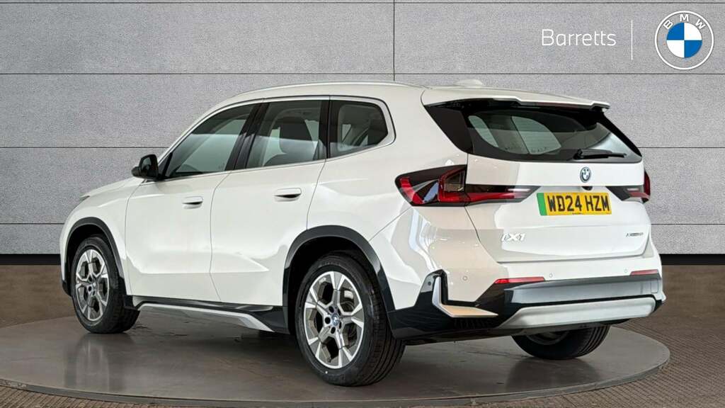BMW iX1 30 66.5Kwh Xline Suv Xdrive 11K White #2