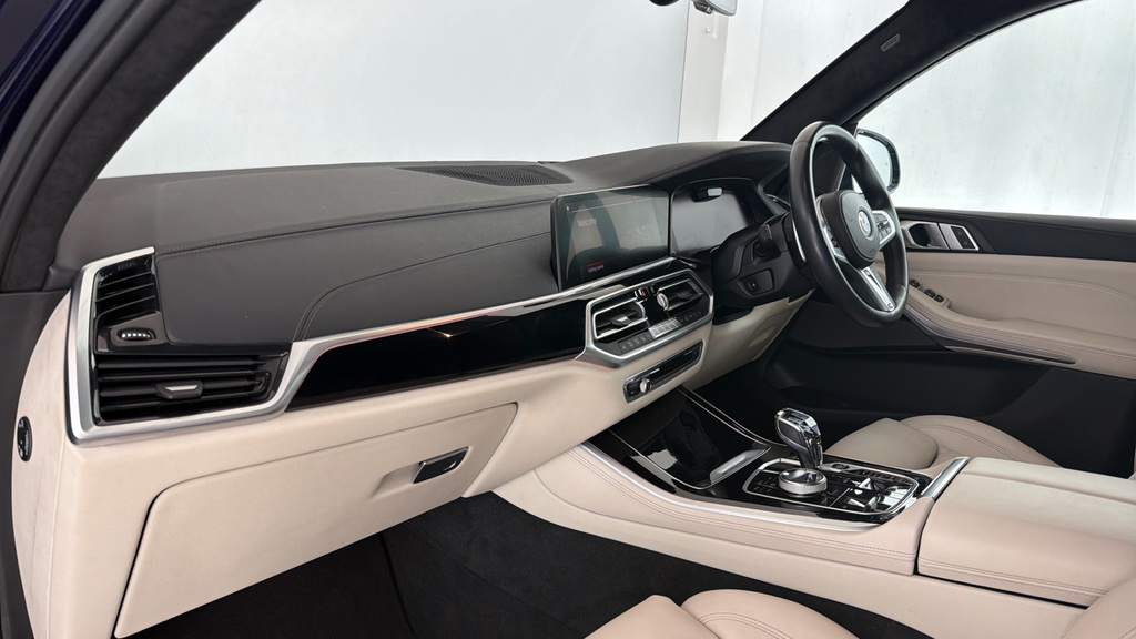 BMW X5 Xdrive45e M Sport Black #7