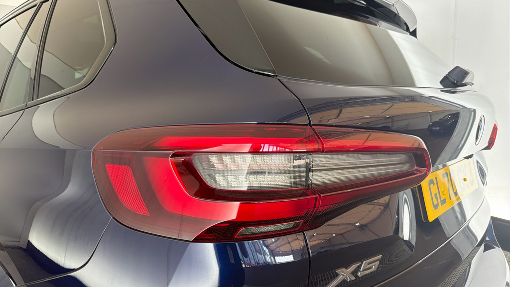 BMW X5 Xdrive45e M Sport Black #22