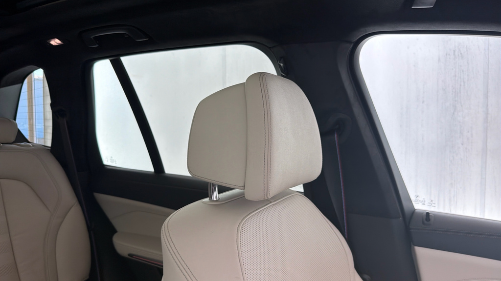 BMW X5 Xdrive45e M Sport Black #42