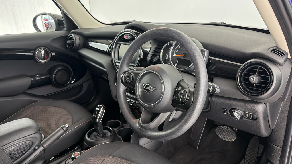 Mini Hatch 1.5 Cooper Classic Hatchback Steptronic Blue #6