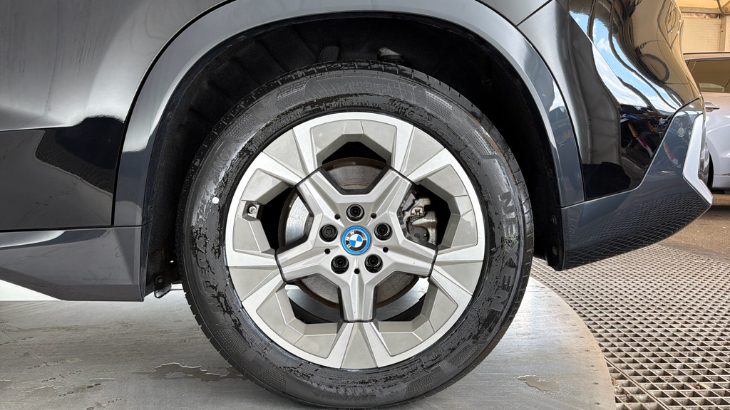 BMW iX1 Ix1 Xdrive 30 M Sport Black #37