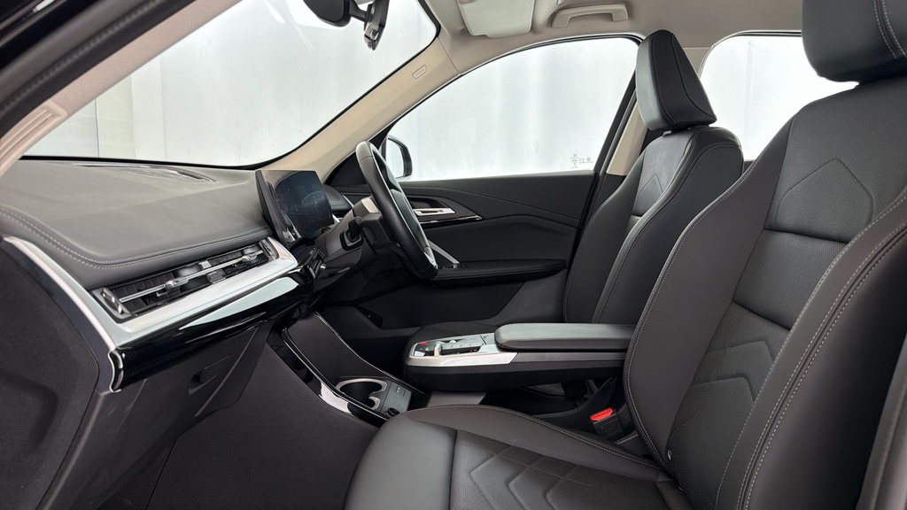 BMW iX1 Ix1 Xdrive 30 M Sport Black #32