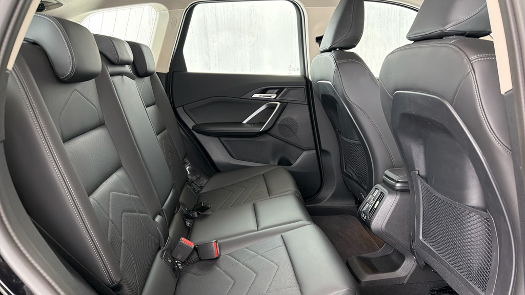 BMW iX1 Ix1 Xdrive 30 M Sport Black #25